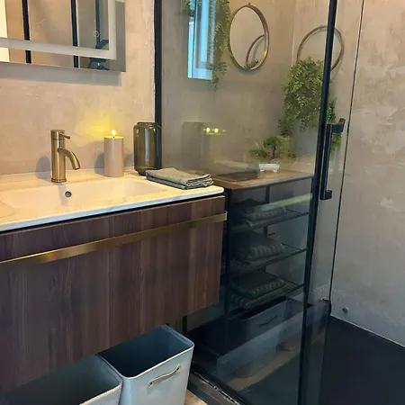 Apartment In The Heart Of